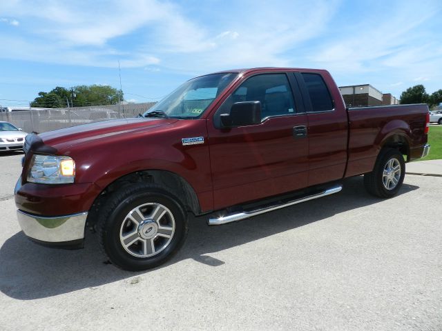 Ford F150 XLT Supercrew Short Bed 2WD Pickup Truck