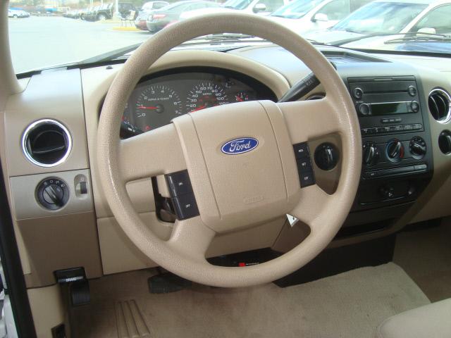 Ford F150 2005 photo 2