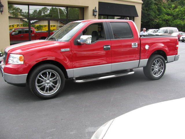 Ford F150 SL Short Bed 2WD Pickup Truck