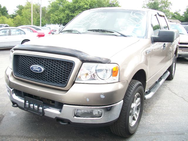 Ford F150 XLT Supercrew Short Bed 2WD Pickup Truck