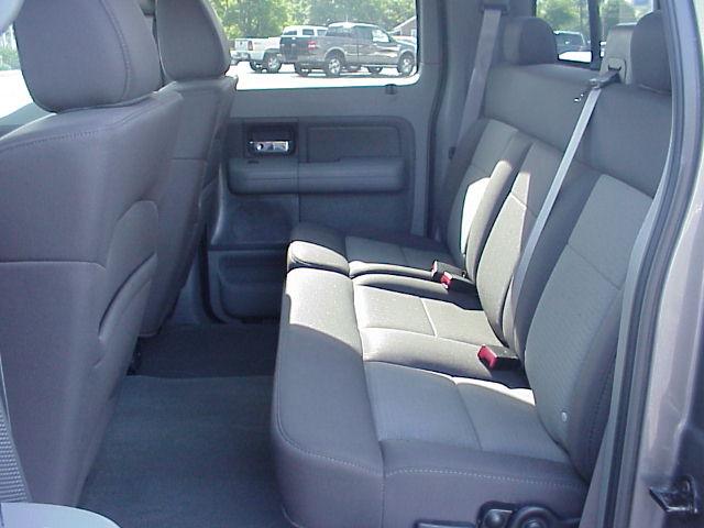 Ford F150 2005 photo 2