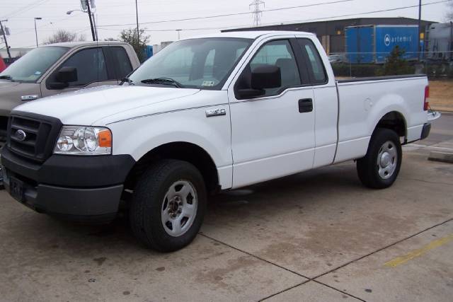 Ford F150 4WD XLT Pickup