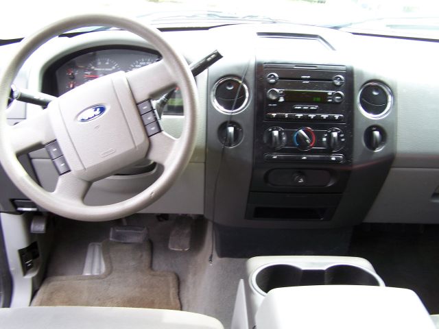 Ford F150 2005 photo 1