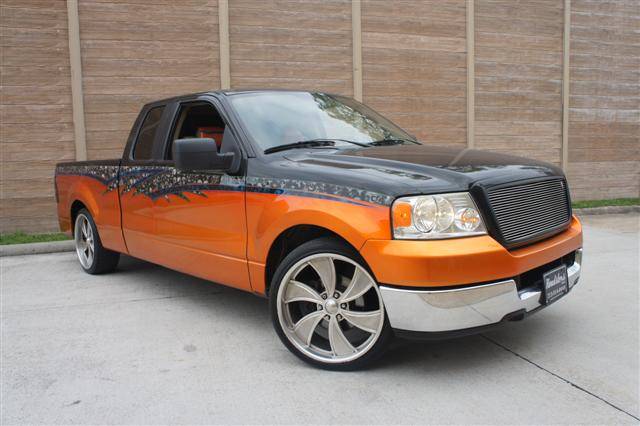 Ford F150 XLT Supercrew 4X4 Pickup