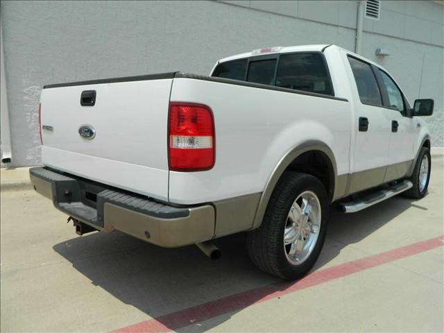 Ford F150 Quad Cab HEMI SLT Pickup Truck