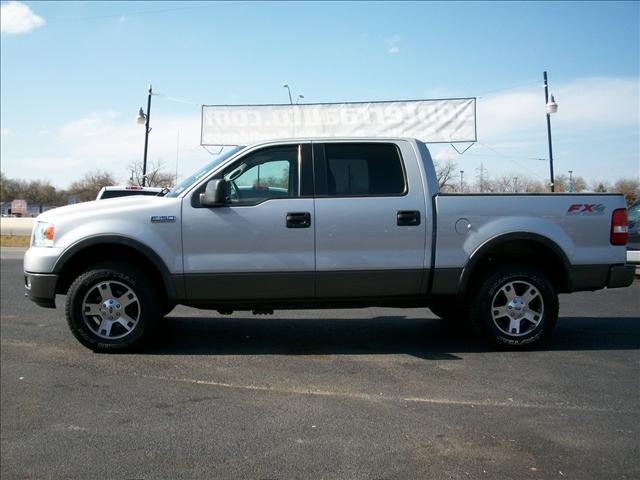 Ford F150 EXT CAB 4WD 143.5wb Pickup