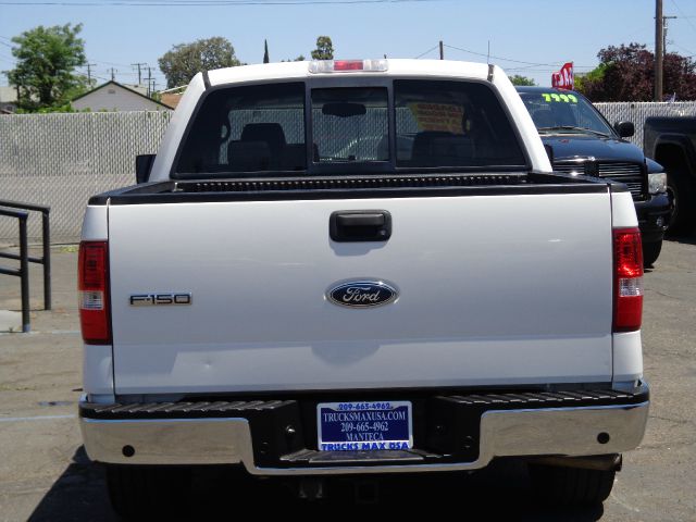 Ford F150 Club Cab 131 WB Pickup Truck