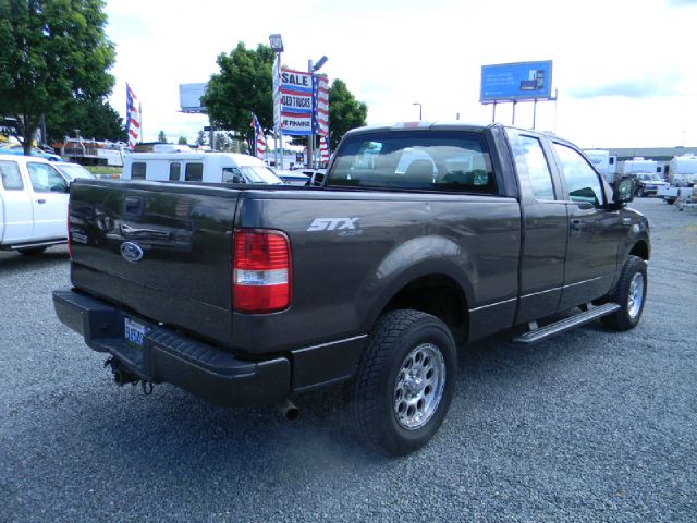 Ford F150 XLT Supercrew Short Bed 2WD Pickup Truck