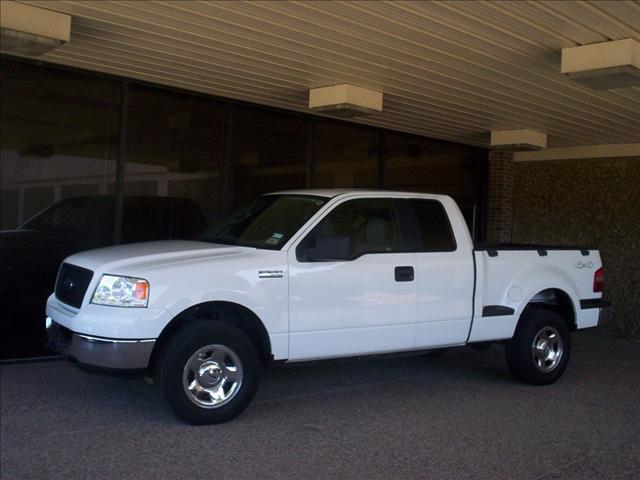 Ford F150 4DR FWD LTD Pickup