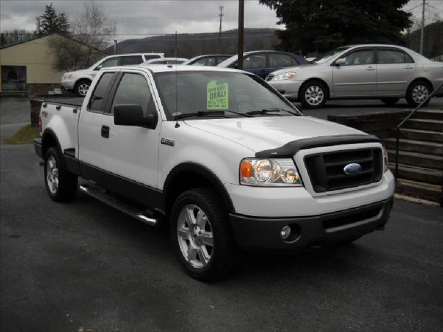 Ford F150 Super DUTY CAB XLT Pickup