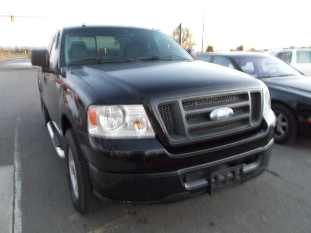 Ford F150 LX V6 Coupe Pickup Truck