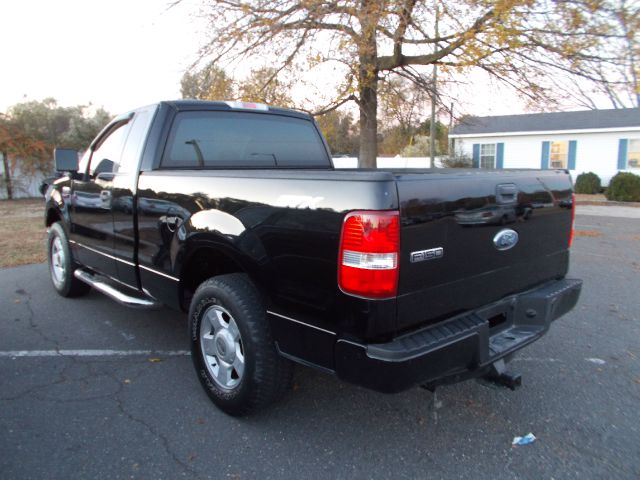 Ford F150 2006 photo 2