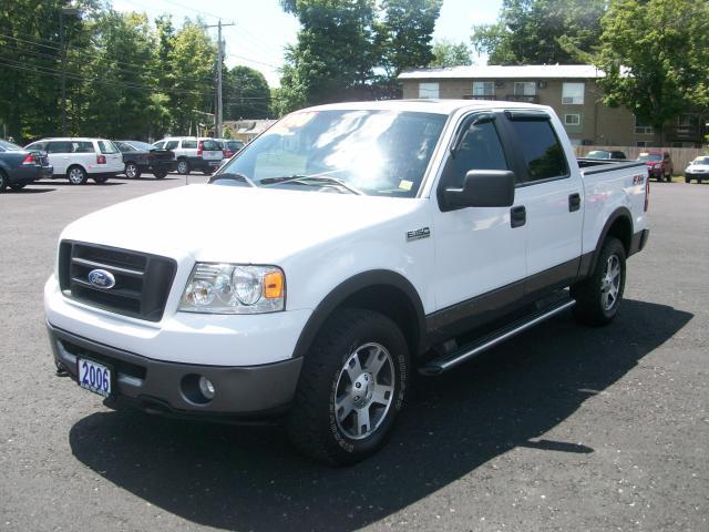 Ford F150 2006 photo 2