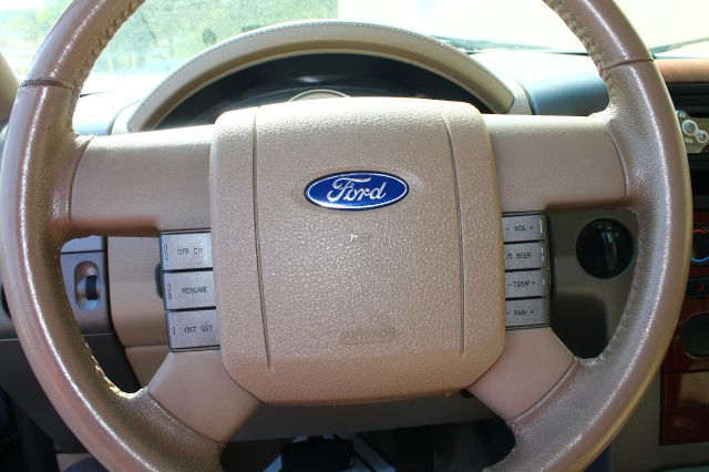 Ford F150 2006 photo 2