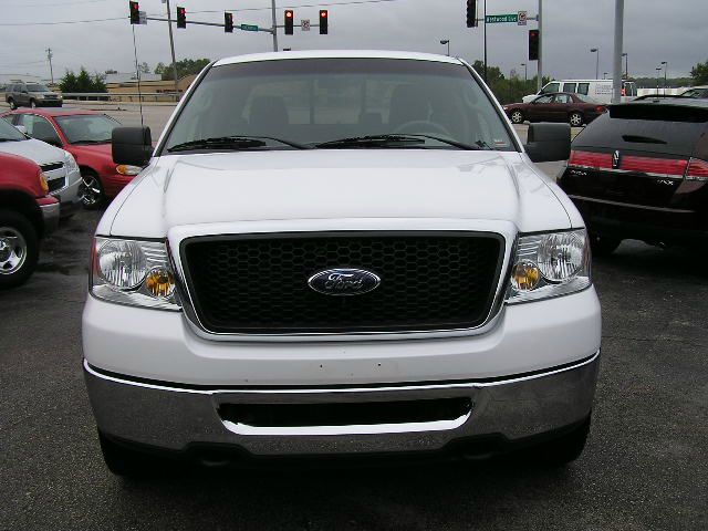 Ford F150 2006 photo 2