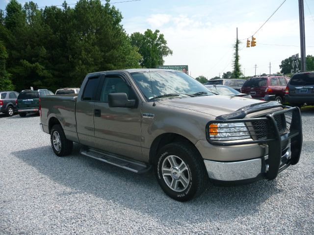 Ford F150 XLT Supercrew Short Bed 2WD Extended Cab Pickup