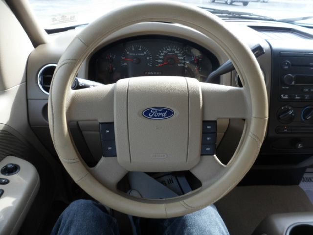 Ford F150 2006 photo 2