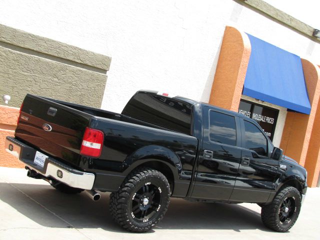 Ford F150 SL Short Bed 2WD Pickup Truck