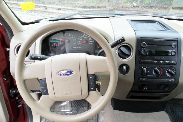 Ford F150 2006 photo 2