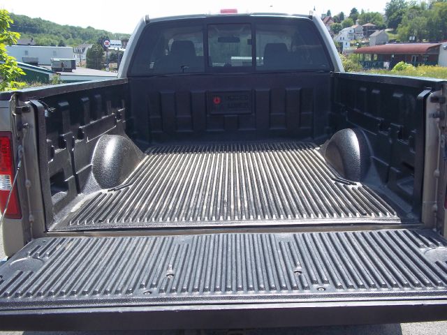 Ford F150 2006 photo 2