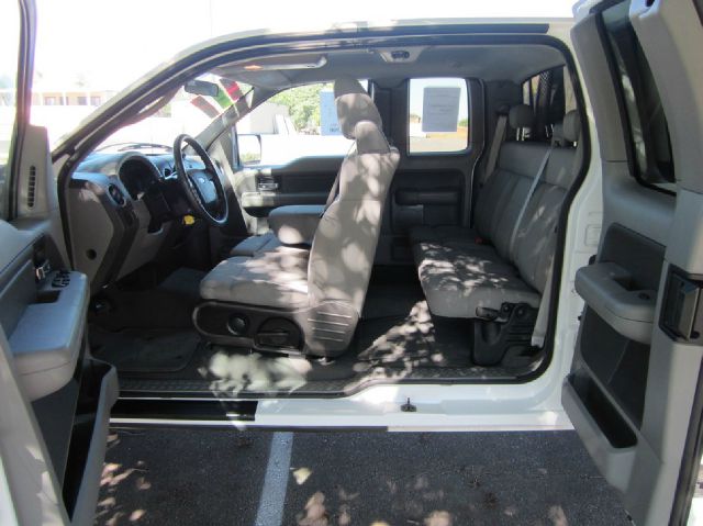 Ford F150 2006 photo 2