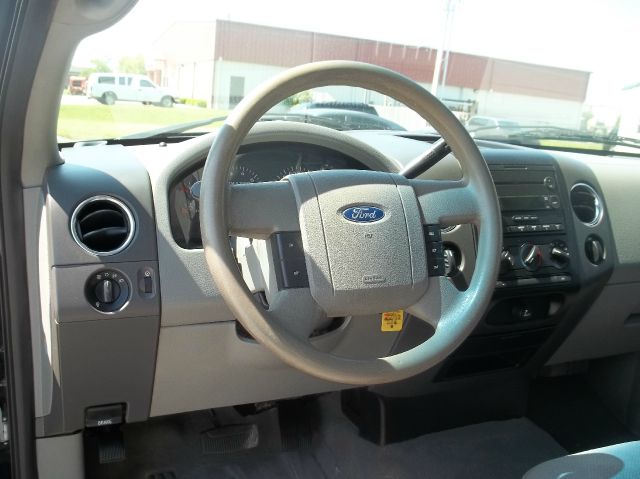 Ford F150 2006 photo 2