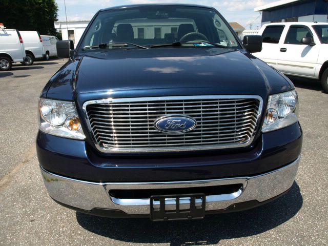 Ford F150 Low Miles Great Gas Milage Pickup Truck