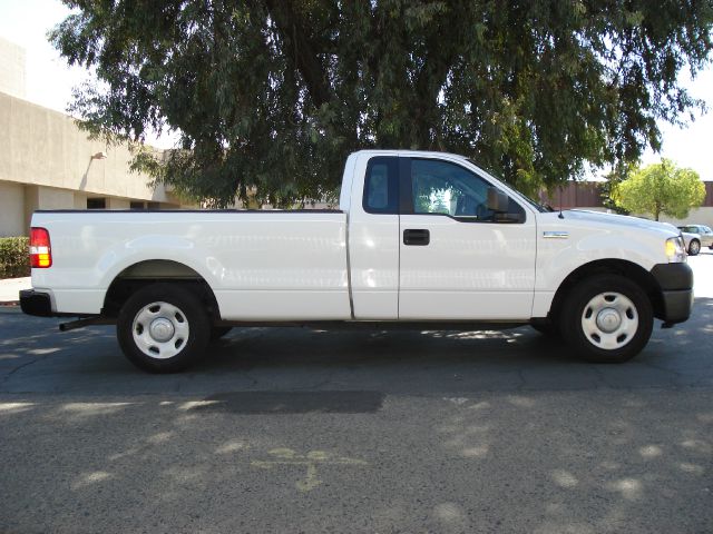 Ford F150 SLE 1500 Z71 Pickup Truck