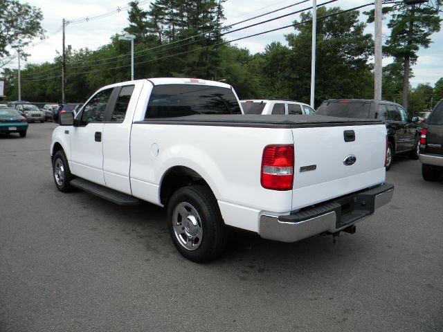 Ford F150 XLT Supercrew Short Bed 2WD Extended Cab Pickup