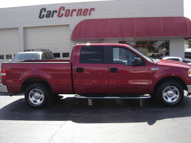 Ford F150 SL Short Bed 2WD Pickup Truck