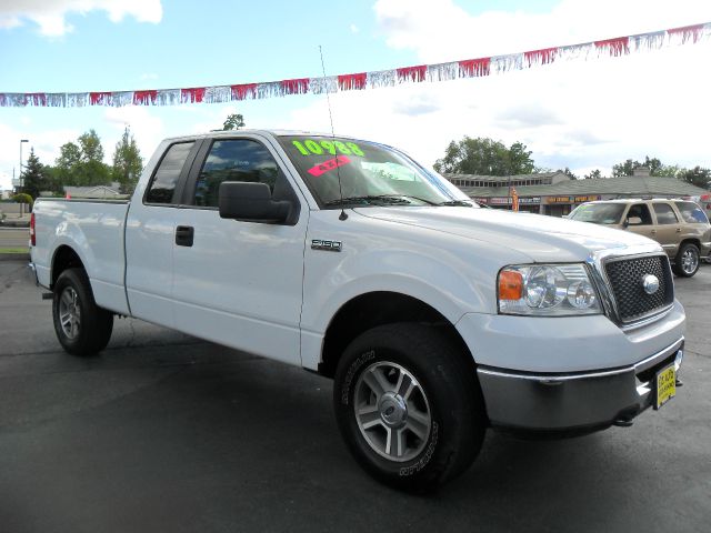 Ford F150 CREW CAB RTL W/leather Pickup Truck