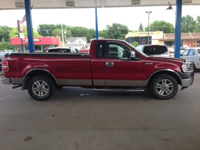 Ford F150 LT. 4WD. Sunroof, Leather Pickup Truck