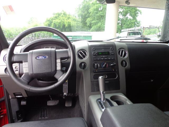 Ford F150 EXT CAB 4WD 143.5wb Pickup Truck