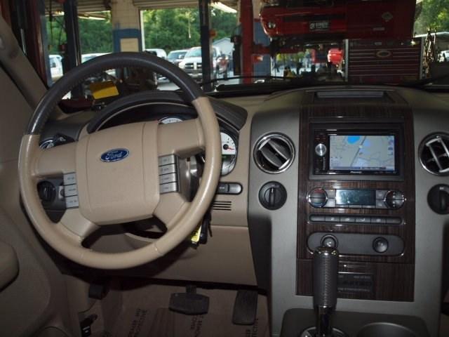 Ford F150 2008 photo 2