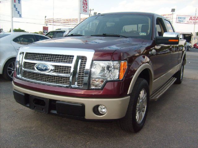 Ford F150 XLE Moonroof Pickup Truck