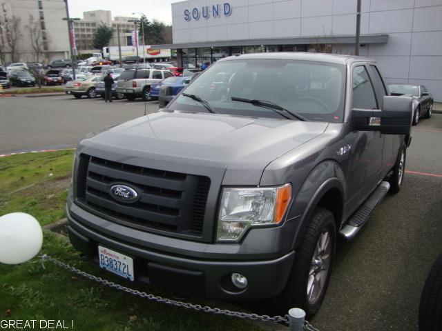 Ford F150 EXT CAB 4WD 143.5wb Pickup