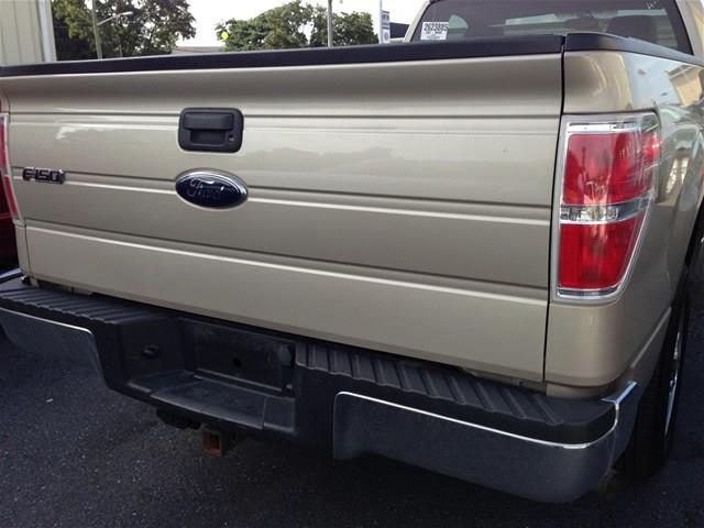 Ford F150 137 WB 6.8L XLT Pickup Truck