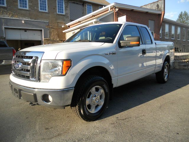 Ford F150 2010 photo 2