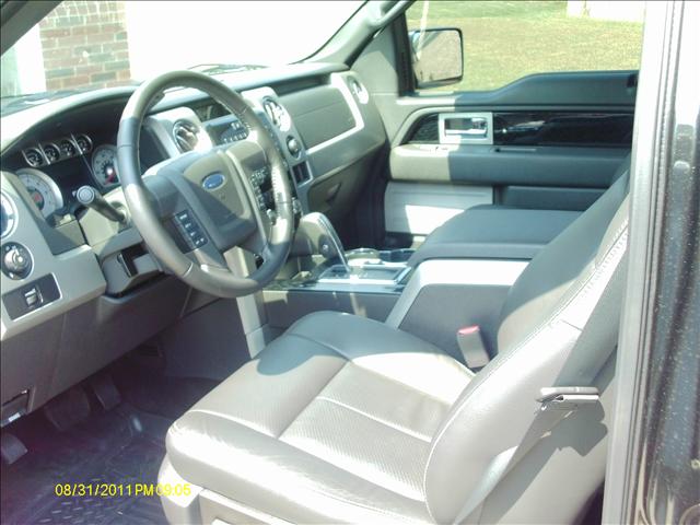 Ford F150 2010 photo 1