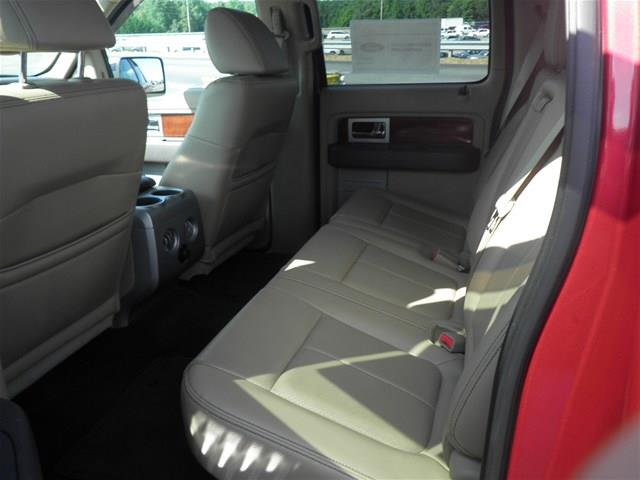 Ford F150 2010 photo 2