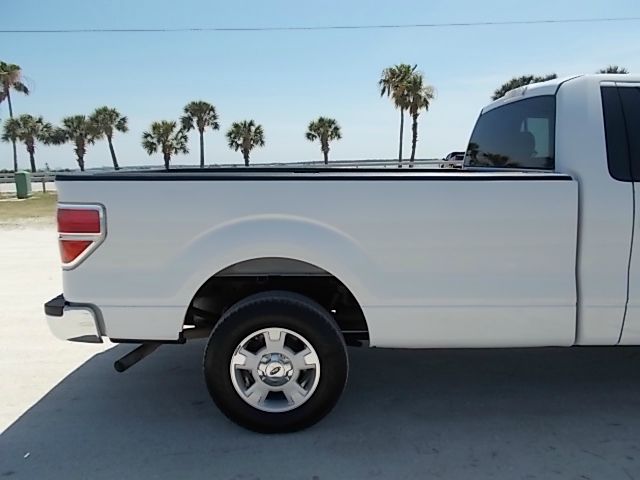 Ford F150 2010 photo 1