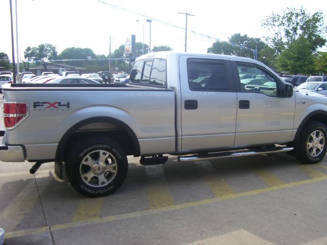 Ford F150 EXT CAB 4WD 143.5wb Pickup Truck