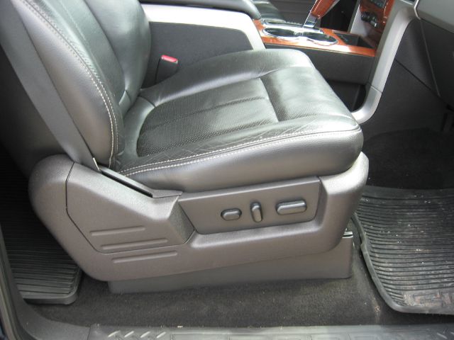 Ford F150 2010 photo 36