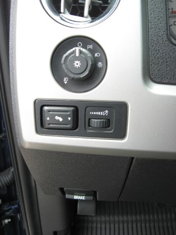 Ford F150 2010 photo 47