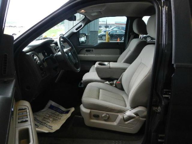 Ford F150 2010 photo 2