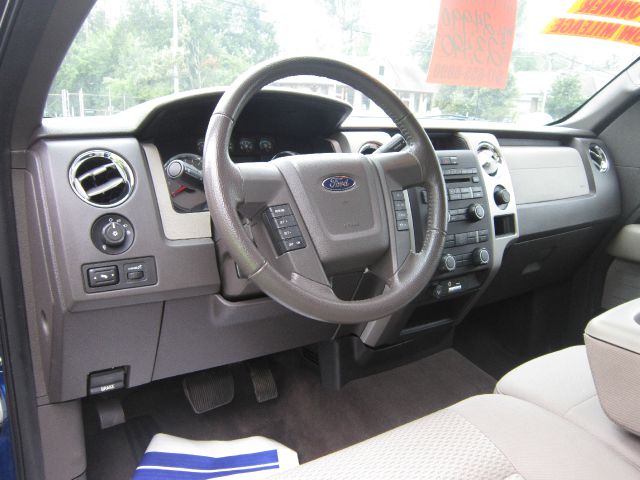 Ford F150 2010 photo 1