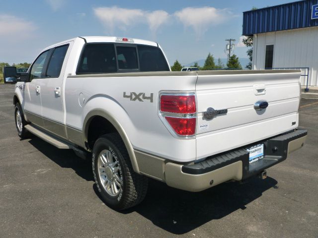 Ford F150 4 DOOR Extended CAB Pickup Truck