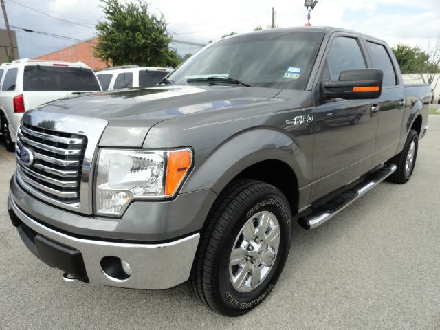 Ford F150 2010 photo 2