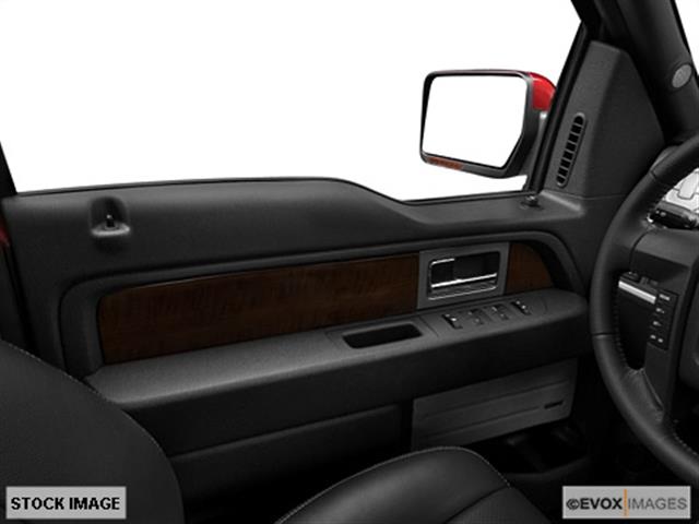 Ford F150 2010 photo 2