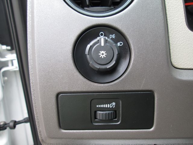 Ford F150 2010 photo 14